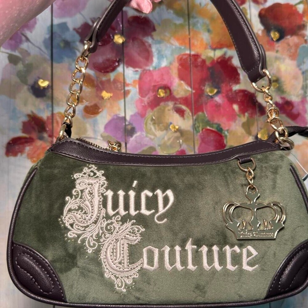 Juicy Couture Green Velvet Purse A 031
